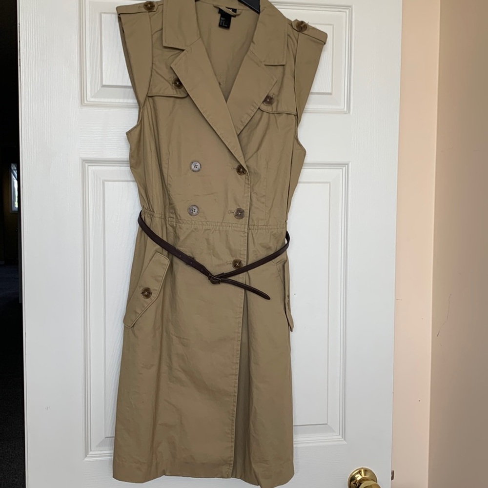 🎄 H&M trench coat dress, belted, sleeveless